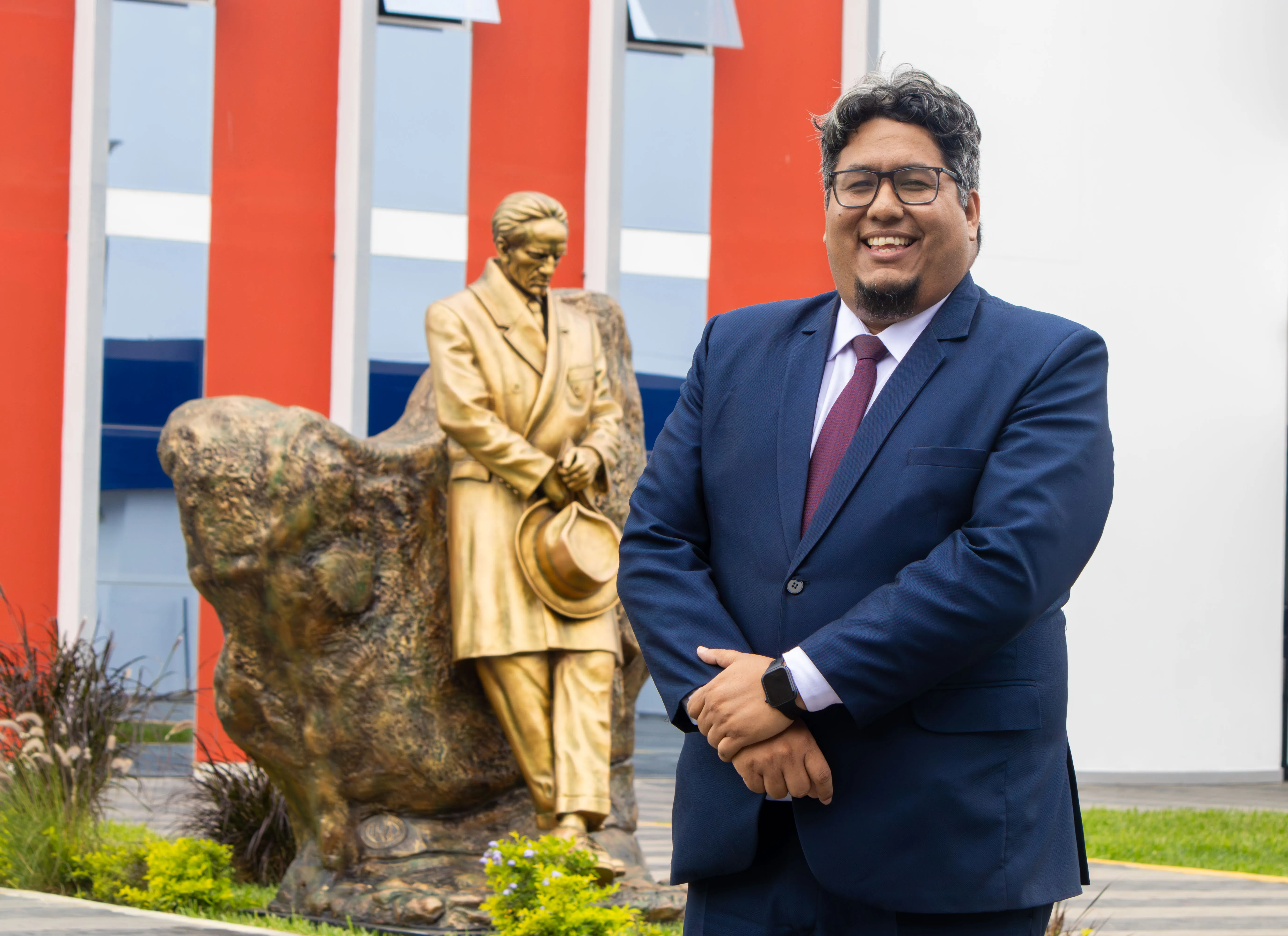 Coordinador de la Escuela de Ciencias de la Comunicación Campus Callao