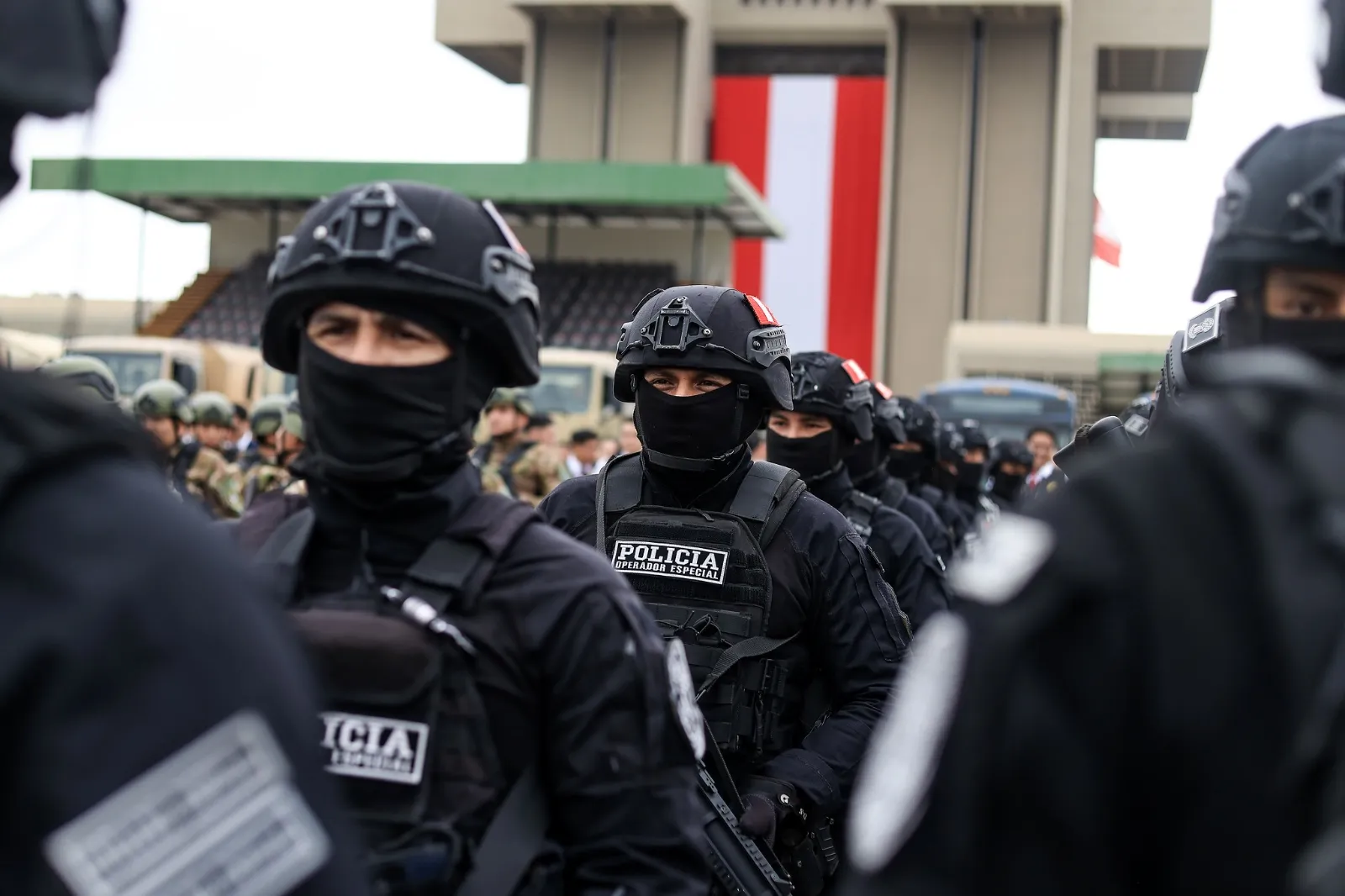 Operadores especiales de la Policía Nacional
